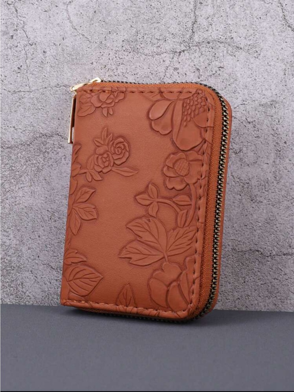 Embossed Floral Faux Leather Zip Wallet NEW 🏷️